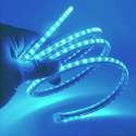 CINTA LED AZUL HIELO 2835 120LED 10MM IP65 CORTE CADA 20CM 220V INTERIOR EXTERIOR KONNERGIE Iluminación