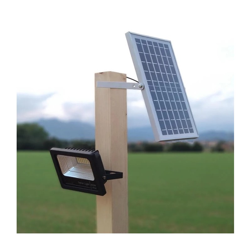 FOCO SOLAR 25W IP67 3.2V CON PANEL SOLAR Y CONTROL REMOTO KONNERGIE Iluminación