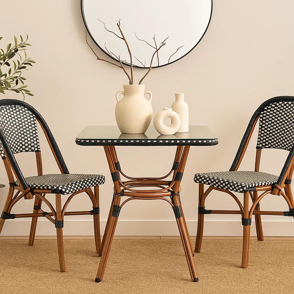 Mesa Bistro Parisina de Vidrio con Metál y Rattan Sintético