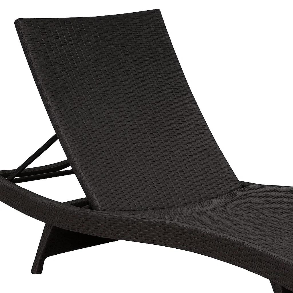Reposera Moderna para Terraza o Piscina en Ratán